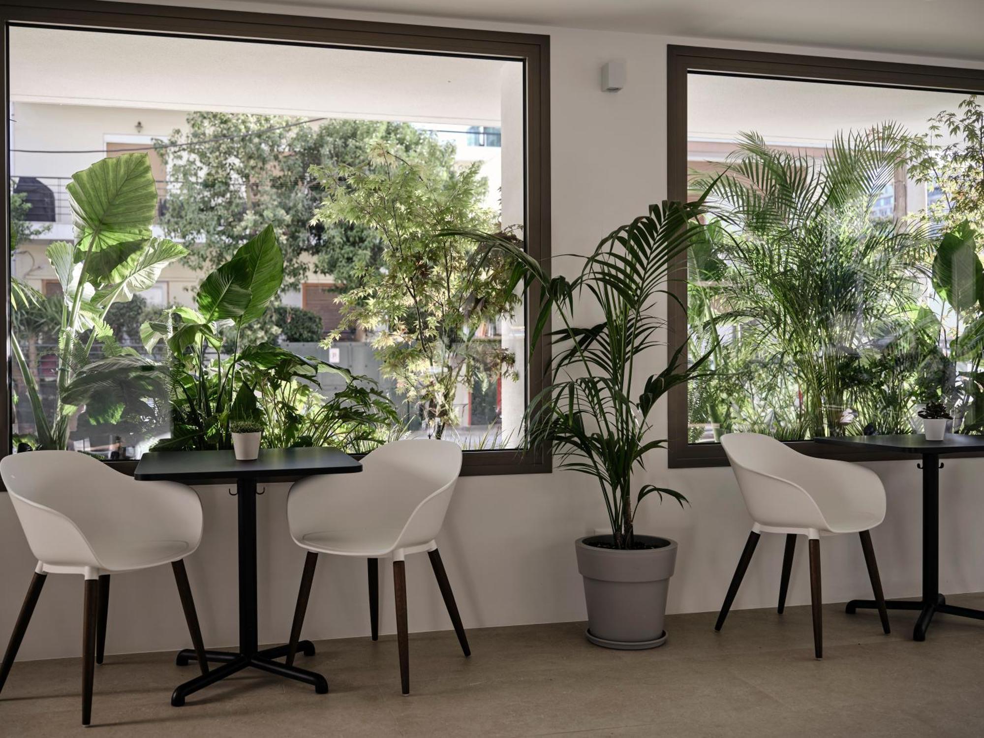 Bond Smart Living Suites Атина Екстериор снимка
