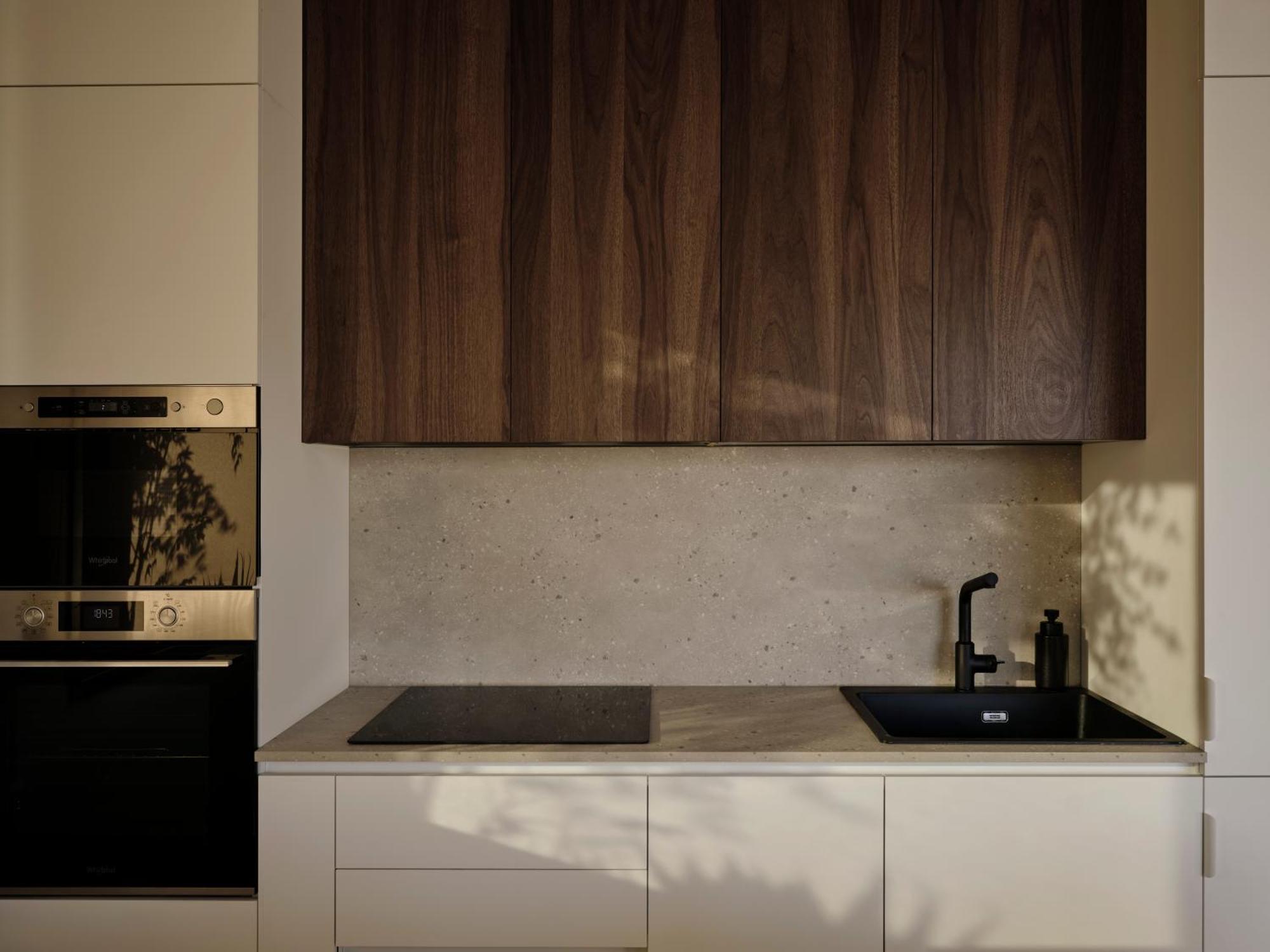 Bond Smart Living Suites Атина Екстериор снимка