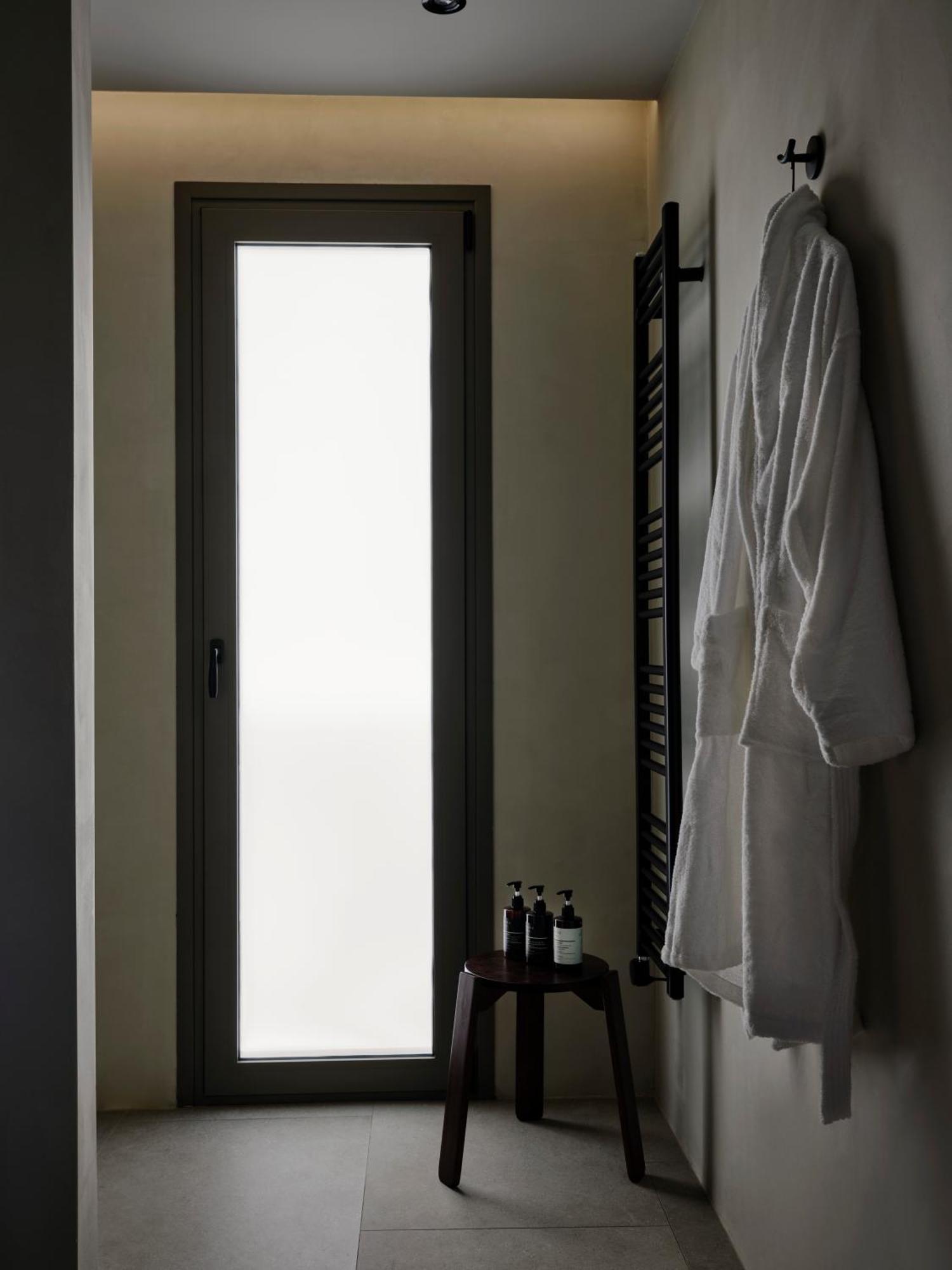 Bond Smart Living Suites Атина Екстериор снимка